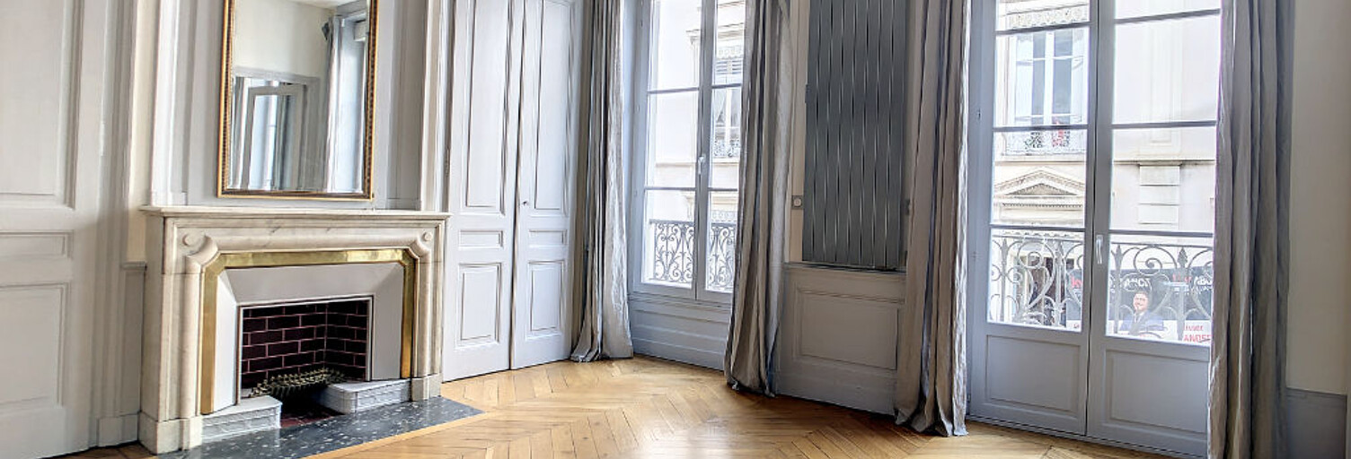 Appartement 3 Pièces 87 m² à louer à Lyon 2 (69002)