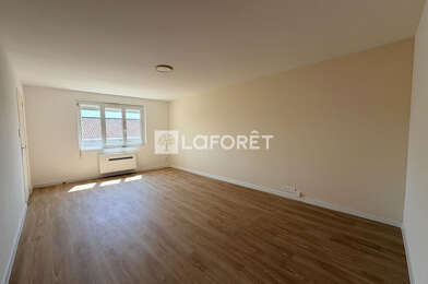 Appartement 3 pièces 845 €