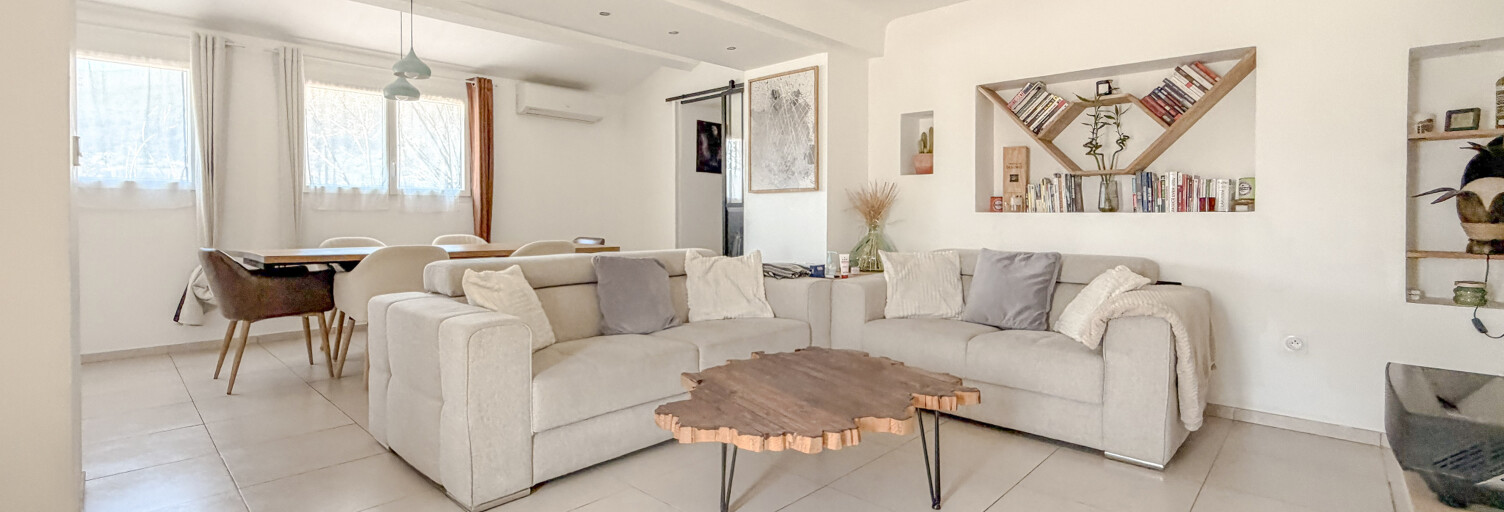Maison 5 Pièces 168 m² à vendre à Cuers (83390)