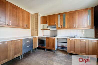 Appartement 3 pièces 535 €