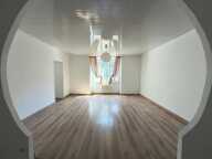 Appartement T3/4 avec jardin et stationnements — photo 4