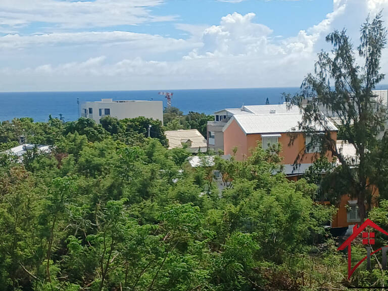 Grand T2 de 46,80 m2 avec varangue et vue dégagée   Sainte-C — photo 1