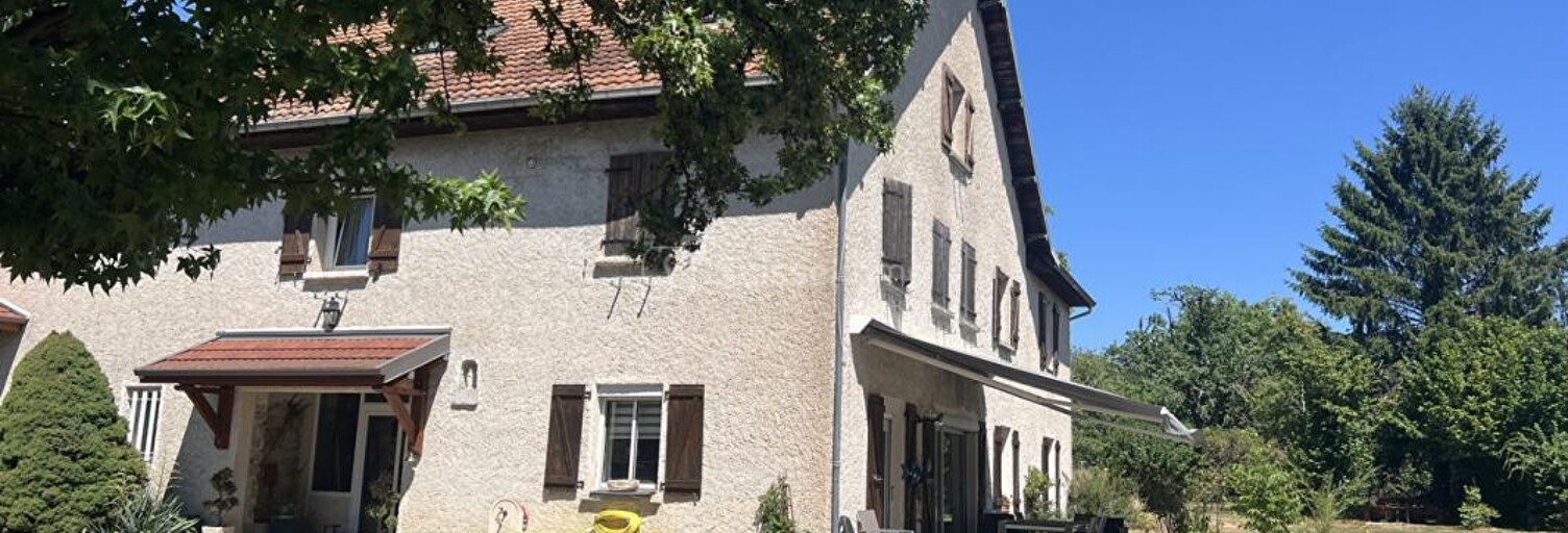 Maison 8 Pièces 220 m² à vendre à Devecey (25870)