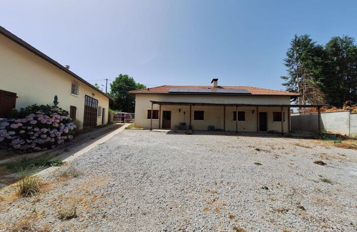 A vendre en exclusivité, Hautes-Pyrénées (65), 15 kms de Lannemezan : deux maisons sur un même terrain avec garage — photo 4