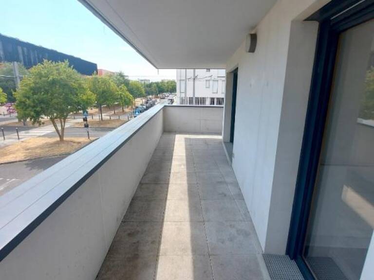 T3 BEGLES — photo 1