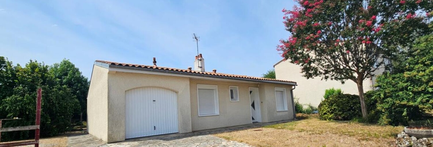 Maison 4 Pièces 80 m² à louer à Saintes (17100)