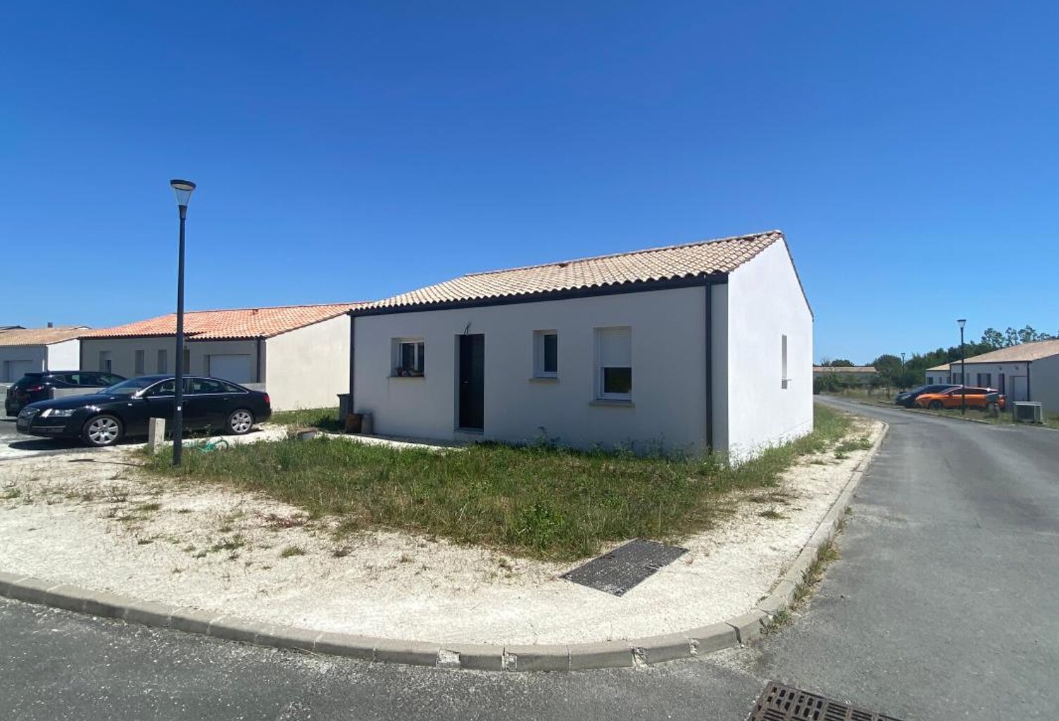 Muron, maison de plain-pied 2 chambres avec jardin — photo 1