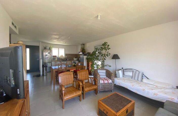 Muron, maison de plain-pied 2 chambres avec jardin — photo 2
