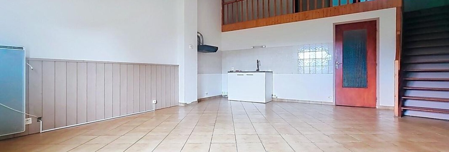 Appartement 4 Pièces 77 m² à louer à Neuvéglise-sur-Truyère (15260)