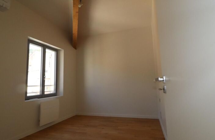 AURIOL, dernier étage avec ascenseur, appartement exceptionnel de type 3 avec terrasse et vue panoramique — photo 5
