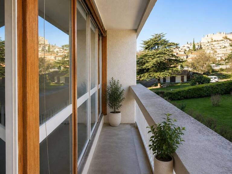 ✨ T2 lumineux de 45 m² avec balcon – À deux pas du centre de Gréoux-les-Bains — photo 1