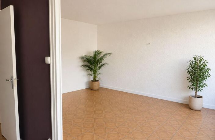 ✨ T2 lumineux de 45 m² avec balcon – À deux pas du centre de Gréoux-les-Bains — photo 3