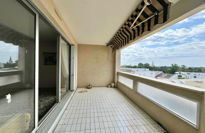 Bel appartement traversant et lumineux de 94 m² – 2 chambres, balcon, terrasse, box fermé et cave – dernier étage — photo 2