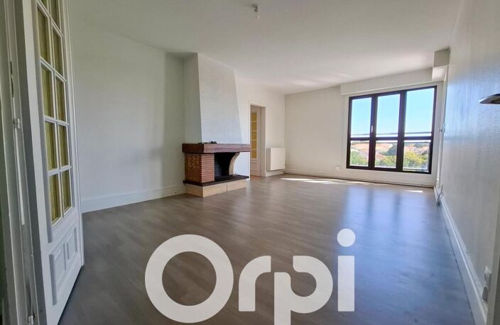 Appartement La Rochelle 3 pièces avec balcon, ascenseur, cave et parking à La Rochelle — photo 3