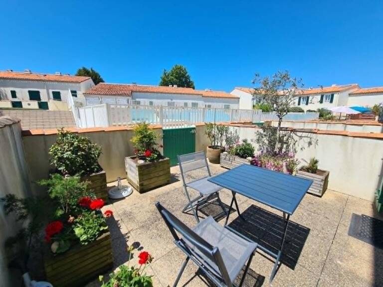 Proximité immédiate du port – Appartement avec piscine et terrasse — photo 1