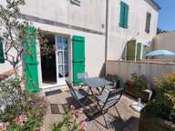 Proximité immédiate du port – Appartement avec piscine et terrasse — photo 3