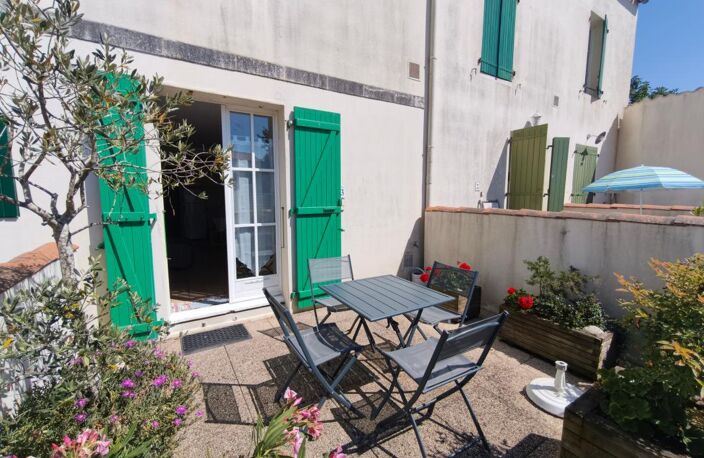 Proximité immédiate du port – Appartement avec piscine et terrasse — photo 3