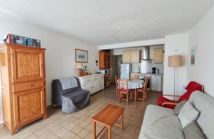 Proximité immédiate du port – Appartement avec piscine et terrasse — photo 5
