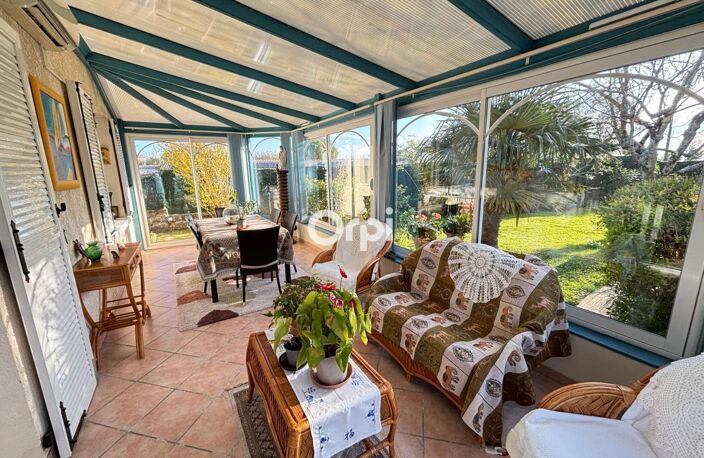 Saint-Sulpice-de-Royan – Belle maison familiale de plain-pied avec piscine et grand jardin — photo 4