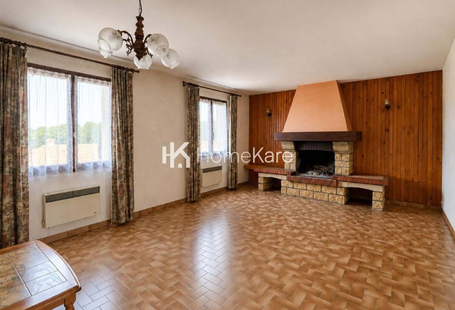 DE BEAUX VOLUMES POUR CETTE MAISON FAMILIALE — photo 1