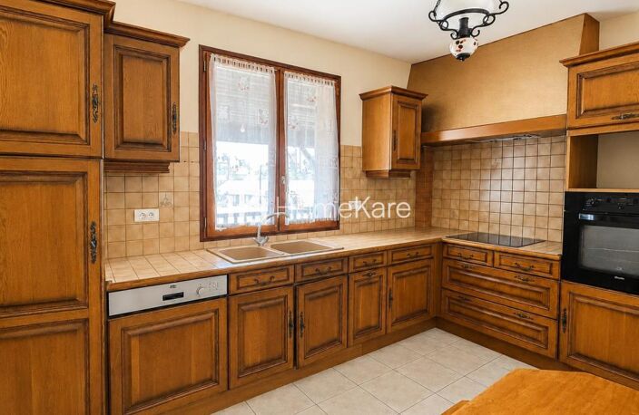 DE BEAUX VOLUMES POUR CETTE MAISON FAMILIALE — photo 5