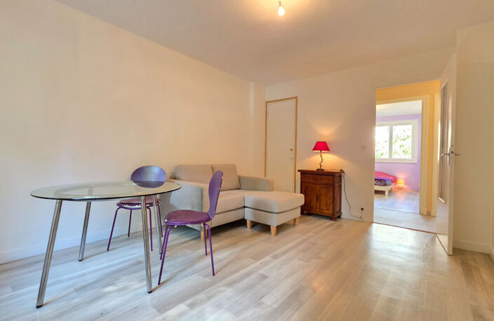 CHAMBERY - T4  avec balcon centre ville — photo 4