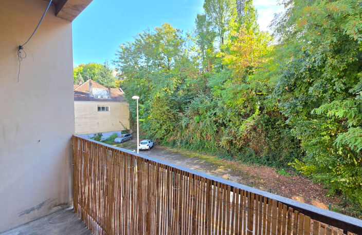 CHAMBERY - T4  avec balcon centre ville — photo 5