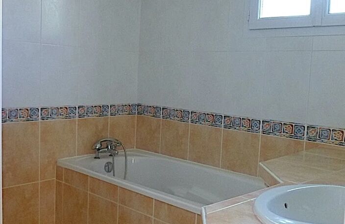 Appartement à vendre 120M2 4 pièces avec garage AIRE SUR L'ADOUR (40) — photo 4