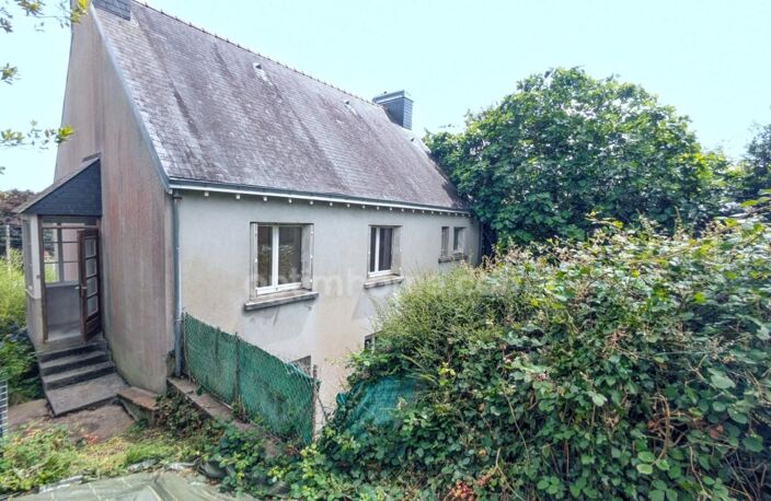 Immeuble à vendre QUIMPER (29), jardin, garages — photo 2