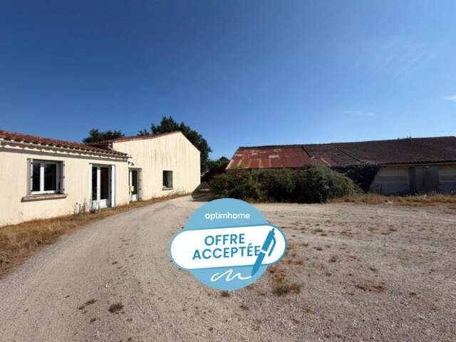 LA CHAPELLE ACHARD 85150 AVEC VUE IMPRENABLE ADORABLE FERMETTE 3 CHAMBRES A RAFRAICHIR AVEC GRANGE — photo du bien