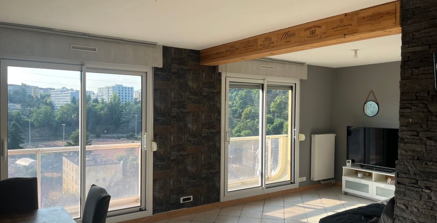Appartement de 79m2 à louer sur Saint-Étienne — photo 1