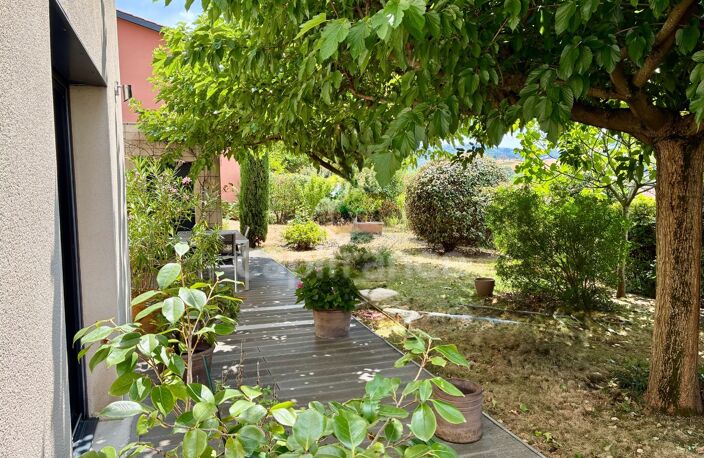 Maison 6 pièces à vendre 6 à SAINT-PIERRE-LA-PALUD — photo 4