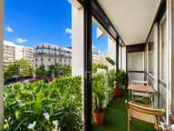 Paris 15e – Appartement familial modulaire rare, triple exposition, très lumineux (150 m²) — photo 2