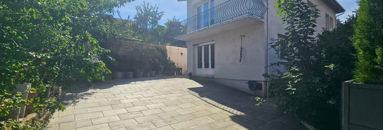 Maison 7 Pièces 199 m² à vendre à Longuyon (54260)