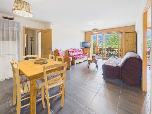 Haute Savoie (74), à vendre SAMOENS - Domaine skiable Grand Massif - Appartement T3 bis — photo du bien
