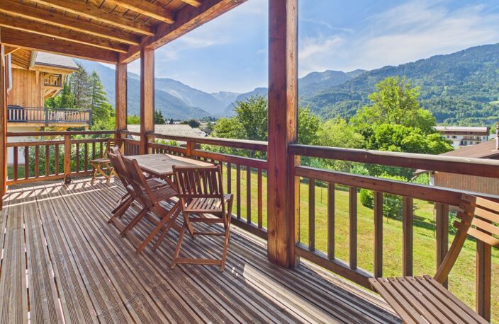 Haute Savoie (74), à vendre SAMOENS - Domaine skiable Grand Massif - Appartement T3 bis — photo 2