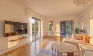 Maison 6 Pièces 154 m² à vendre à Gex (01170)