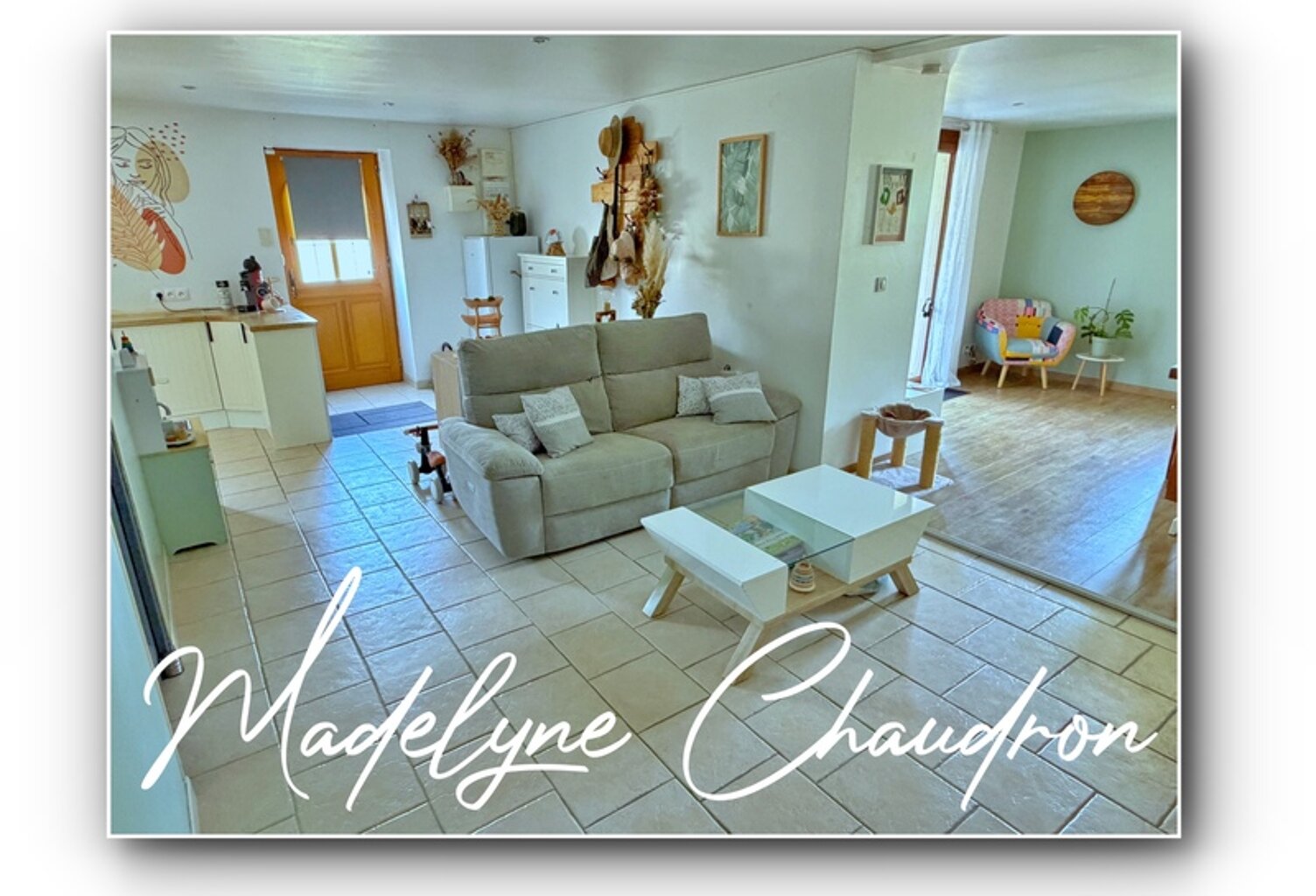 MAISON EN PIERRE – CENTRE DE BOURAY-SUR-JUINE – 3 CHAMBRES – DPE C — photo 1