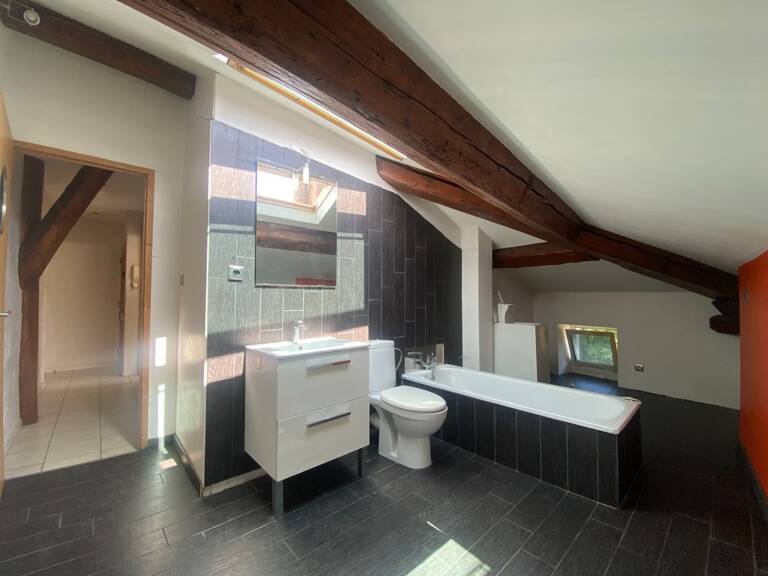 Appartement avec beau potentiel - 113 m2 - Centre ville au calme — photo 1