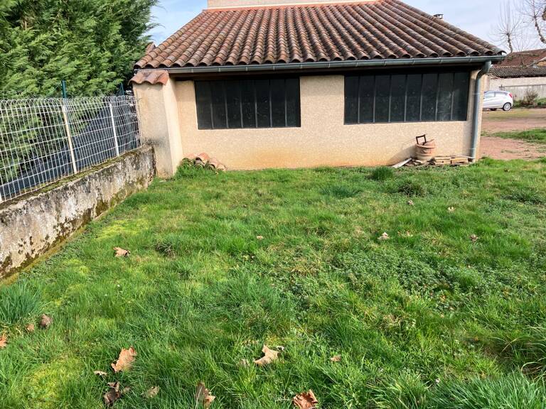 A 15 mn de Villefranche -  TAPONAS (69220 ) - TRES RARE – BÂTI À RESTRUCTURER ENTIÈREMENT – FORT POTENTIEL — photo 1