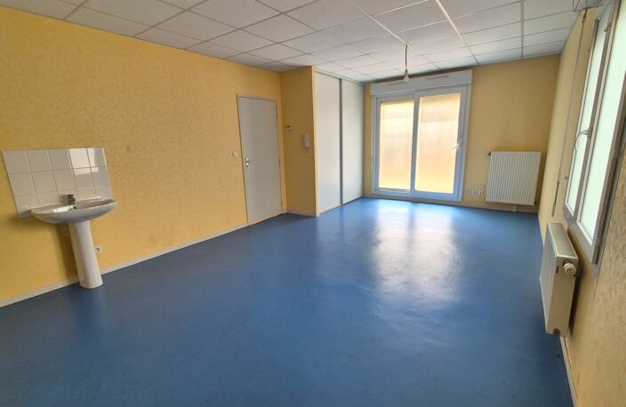 T3  – Profession Libérale / Habitation — photo 3
