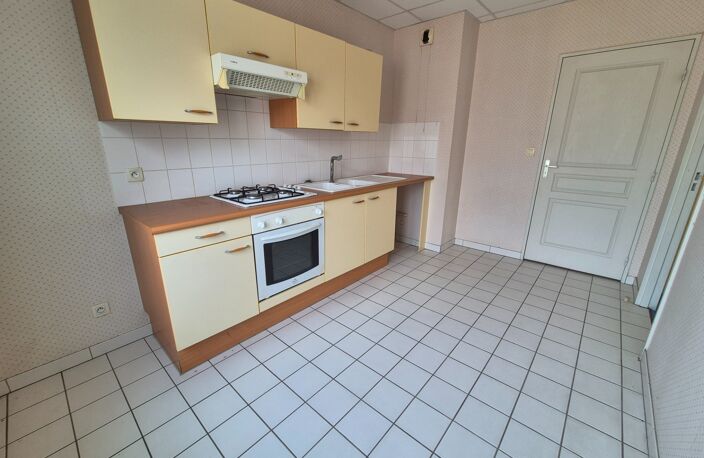 T3  – Profession Libérale / Habitation — photo 4