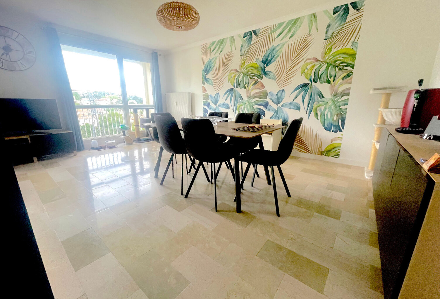 Appartement T4- 81,63m2- 8ème et dernier étage- Cave- Parking Privatif- Garage- Vue dégagée - Montaud- Le Grand Clos — photo 1