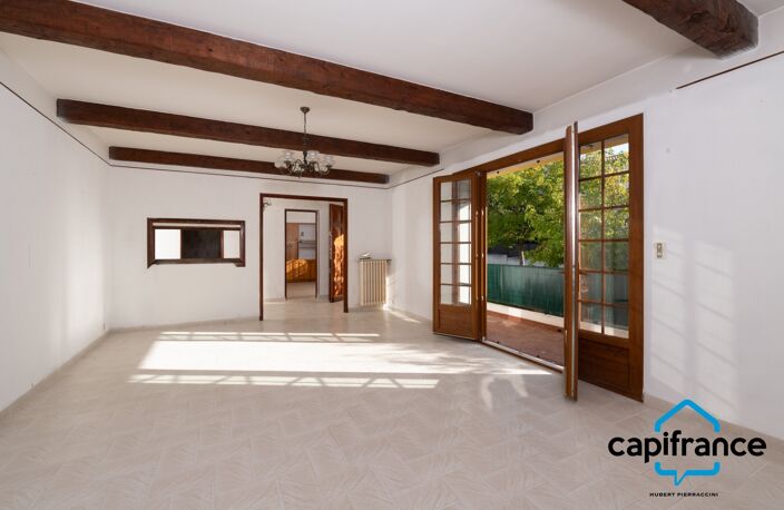 Sanary Port à pied/  Appartement en RDC de 114 m2,  S/Sol de 187 m2  et terrain 318 m2 /garage. 10mn du port — photo 4