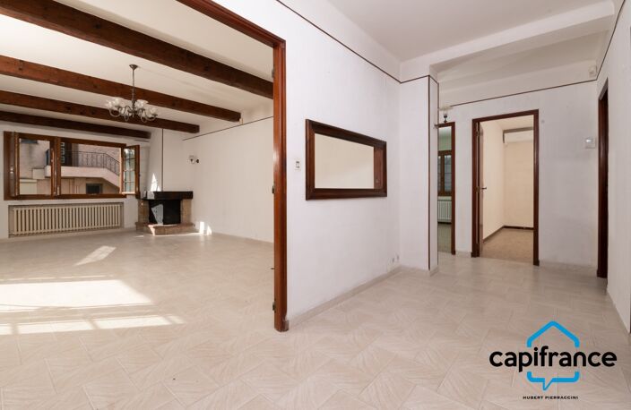 Sanary Port à pied/  Appartement en RDC de 114 m2,  S/Sol de 187 m2  et terrain 318 m2 /garage. 10mn du port — photo 5