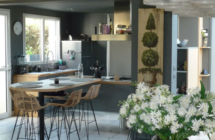 ARCY SAINTE RESTITUE (02) belle maison d'architecte de 291 m2 sur un terrain de 7000 m2 — photo 2