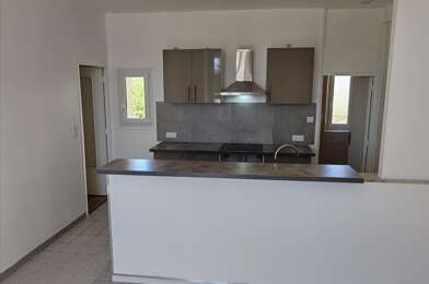 Appartement 3 pièces 840 €