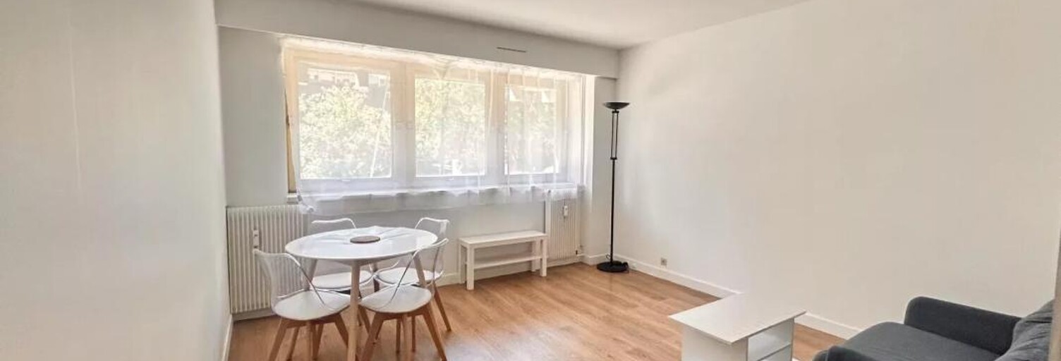Appartement 2 Pièces 45 m² à louer à Paris 15 (75015)