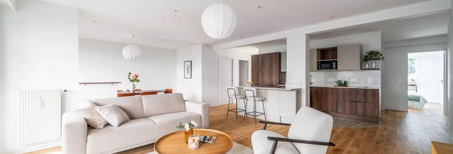 Appartement 5 Pièces 104 m² à vendre à Paris (75000)
