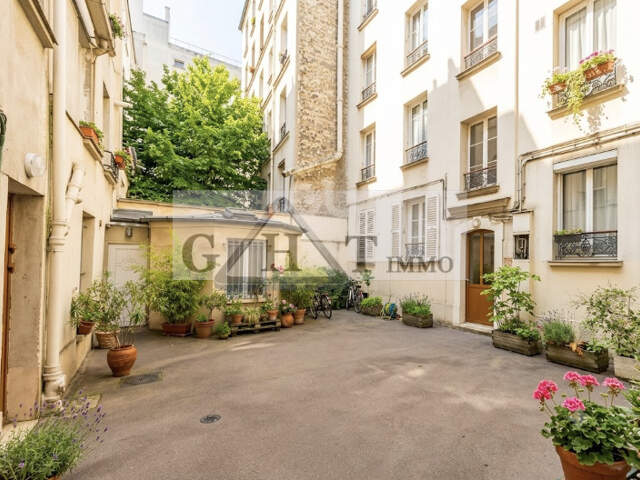 LOCAL COMMERCIAL - 42m² - Pont Cardinet — photo du bien